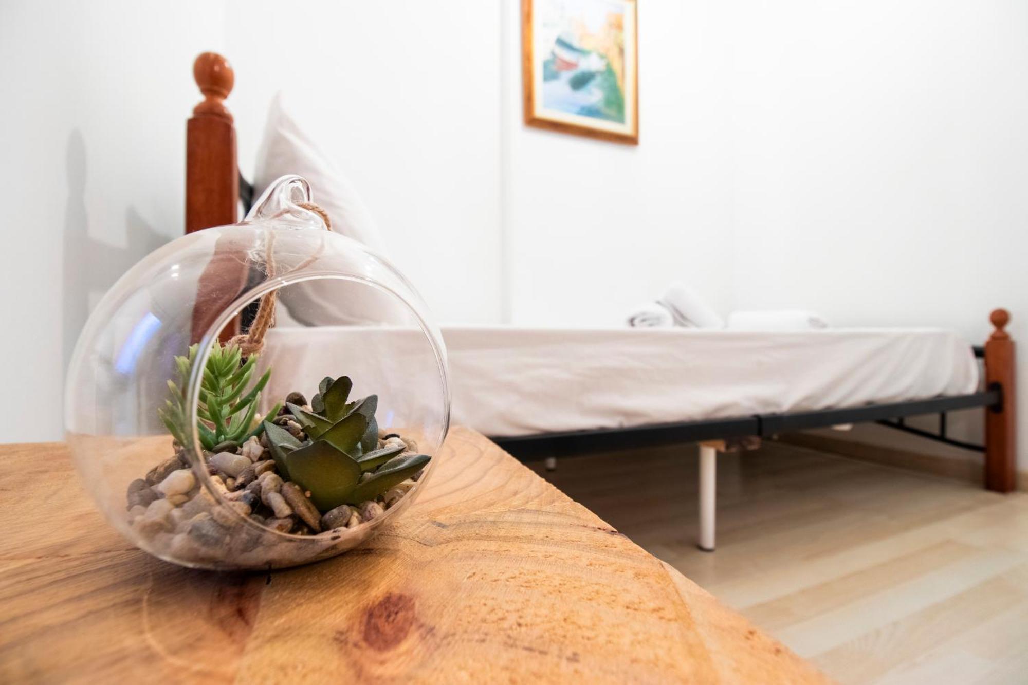 Modern City Apt In The Heart Of Heraklion Exterior foto