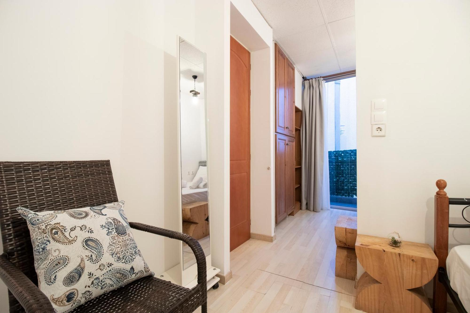 Modern City Apt In The Heart Of Heraklion Exterior foto